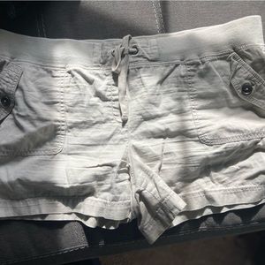 LOFT women’s shorts khaki